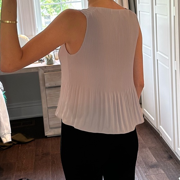 Babaton blouse. Perfect for summer or for office. - Picture 3 of 3